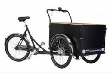 Dreirädriges Cargobike mit Transportbox